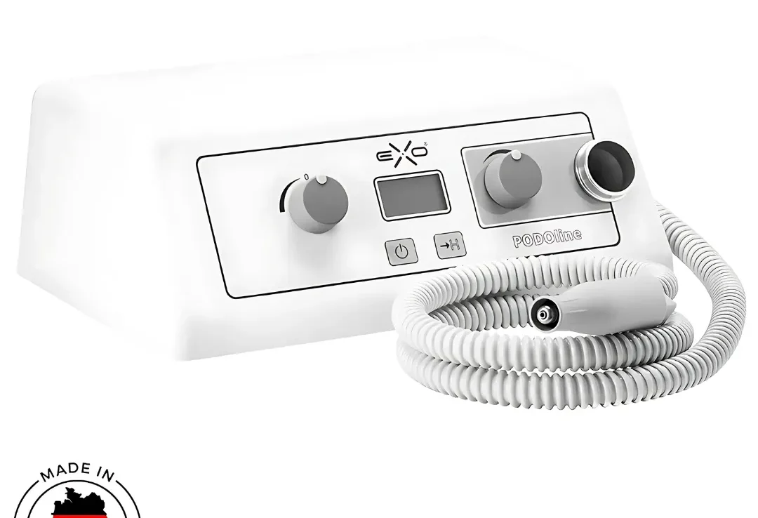 Vue d'ensemble de la ponceuse pour ongles professionnel EXO Podo Line avec aspiration intégrée