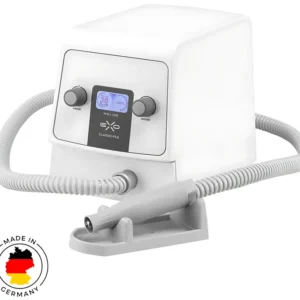 Vue d’ensemble de la ponceuse électrique ongle avec boîtier blanc et commandes digitales pour manucure hygiénique.